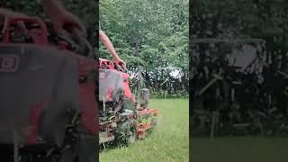 GRAVELY PRO STANCE 32 Mow Timegravely mowing lawnmower [upl. by Aldwon]