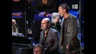 Kekko dei Modà con Checco Zalone liveArena di Verona  Inverno a primavera 12  16092012 [upl. by Shela380]