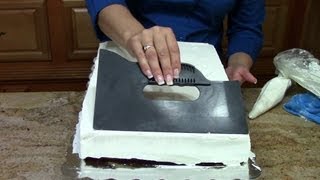 Cake Decorating How to Ice a 12 Sheet Cake In Butter Cream [upl. by Au]