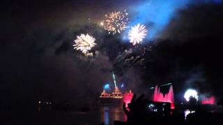 Epcot The HeartBeat Of Freedom Fireworks Finale July 4 2013 [upl. by Melita373]