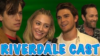 RIVERDALE Cast Describes Show in Emojis [upl. by Benji]