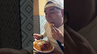 Si no conoces La Vasconia no eres chilango pollofrito chilaquiles zocalocdmx papasfritas comida [upl. by Enilrahc]