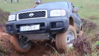 Nissan Pathfinder R50 and Mitsubishi Pajero mini 4X4 offroad [upl. by Ervine]