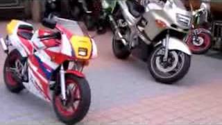 HONDA NSR50 VS Kawasaki ZZR400 [upl. by Malinowski]