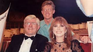 Remembering Phil Donahue Legendary Talk Show Host Dies at 88 [upl. by Elwaine887]