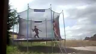 Trampolina HUDORA 305 cmdzieci [upl. by Aneeb73]