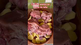 Codillos asados en horno de leña metieneshastalosfogones codilloasado cerdo asado [upl. by Nauqel]