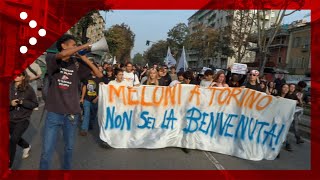 Torino studenti in corteo insulti a Giorgia Meloni attesa in città [upl. by Ynnoj]