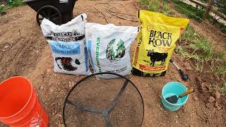 SURPRISING RESULTS Black Kow Compost and Manure tested against 2 other brands garden organic [upl. by Nnil]