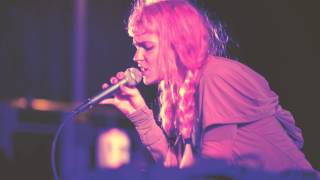 Grimes quotCircumambientquot Live at Hudson River Park [upl. by Brote]