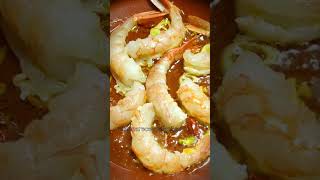 Como hacer gambas al ajillo o gambas al pil pil marisco [upl. by Avan]