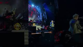 Slash’s first solo November Rain [upl. by Fattal]