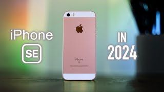 Apple iPhone SE 1st Gen In 2024  REVIEW  Hindi 🔥 [upl. by Ilanos]