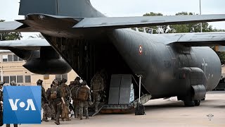 French Soldiers Go To Sudan for Evacuation Operations  VOA News [upl. by Einaled]