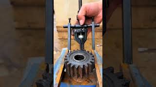 How to remove bearing easly  bearing nikaly asani se  gadgets shorts [upl. by Latsirhc]