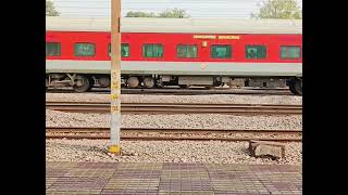 RAJDHANI Express durgjunction superfast indianrailways expresstrain [upl. by Prent]