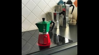 How to use a Bialetti Moka Express [upl. by Aileve959]