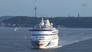 AIDAaura in der Kieler Förde im Abendlicht  Sailaway Kiel 29062016  4K [upl. by Stavro]