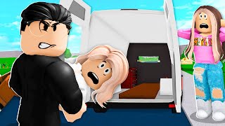 Husband Kidnapped His ExWife I Saved Her Roblox Bloxburg [upl. by Asha67]