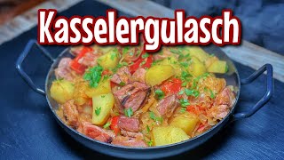 Szegediner Kasselergulasch aus dem Dutch Oven  Westmünsterland BBQ [upl. by Myrtice37]