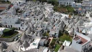 Puglia Vista de Cima  Alberobello Martina Franca Locorotondo  Drone Flight [upl. by Aldin861]