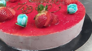 Semifreddo alla Fragola Meringa Italiana  Corso di Pasticceria [upl. by Anaylil266]