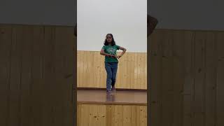 Dance practice 👩‍❤️‍💋‍👨💃viralshort dance practice [upl. by Berliner]