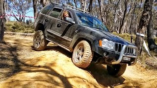 Jeep Grand Cherokee HEMI  4x4 Test Track [upl. by Marva]