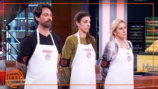 Roberto primer expulsado de MasterChef 11 [upl. by Nimrak195]