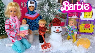 Barbie Doll Family Snow Day Morning Routine amp School Dance Story [upl. by Nosahc]