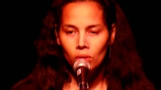 Rhiannon Giddens Carolina Chocolate Drops in OKC  Scottish Reel [upl. by Gnaw]