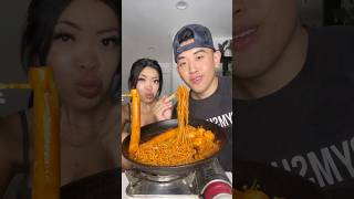 COOKING SPICY BULDAK RAMEN WITH GIANT RICE CAKE AND FISH BALLS [upl. by Assenad]