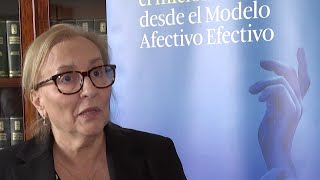 Teresa Regueiro  Entender el mieloma múltiple [upl. by Saxon]