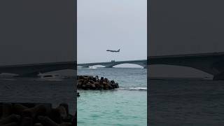 Landing 🛬 themalevlogger maldives youtubeshorts travel malecity [upl. by Il]