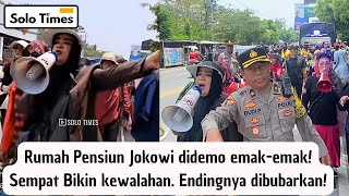 Rumah Pensiunan Jokowi Tiba2 Didemo EmakEmak [upl. by Leikeze]