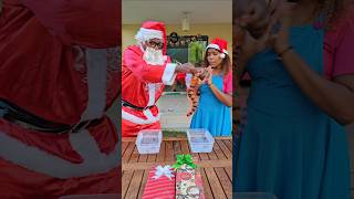 Kimbelly Ganhou do Papai Noel 😰😨😱🎅 funny [upl. by Homans]