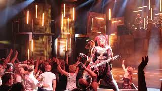 Schlussapplaus quotNachdernierequot  We will rock you  Musical [upl. by Norrahs]