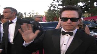 Mark Wahlberg Fashion Spotlight Golden Globes 2009 [upl. by Niattirb]