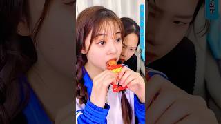 Vì Có Cua Ướp Cay Nên Giúp Ba Phát Hiện Bí Mật Của Mẹ mukbang food anuong anvat shorts [upl. by Harrell935]