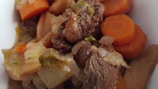 Slowcooker recept stoofvlees met appel en Zwolsche kruiden  NLBE  Plezierindekeukennl [upl. by Nywde238]