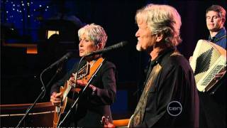 Joan Baez amp Kris Kristofferson  20111107  The Late show with David Lettermanmpg [upl. by Laws]