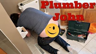 I SEE YOUR PLUMBERS CRACK  Pranksters in Love Vlog [upl. by Ahcsat]