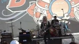 Orianthi  Drive Away live [upl. by Eiralih777]