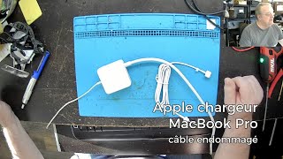 Chargeur MacBook Pro  SJC Électronique [upl. by Luttrell234]