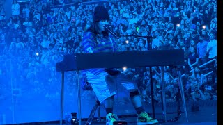 Billie Eilish  idontwannabeyouanymore amp ocean eyes Toronto N2 2024 [upl. by Karlan]