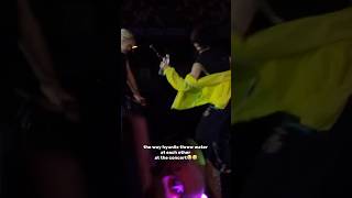 HYUNLIX THREW WATER AT EACH OTHER AT CONCERT IN SONGAPORE 😭😭 hyunlix straykids kpop [upl. by Augusto958]