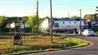 Romanian railroad crossing  Trecere de cale ferată în Romania [upl. by Aciram]