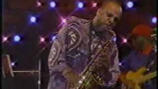 Grover Washington Jr Let it Flow For quotDr Jquot [upl. by Dedie]