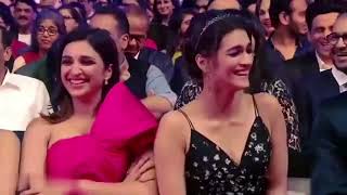 Sunil Grover Comedy In Award Show with Kapil Sharma 😳 [upl. by Ingmar420]