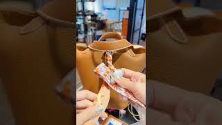 How to tie a twilly on picotin bag Picotin18 twilly [upl. by Ethyl]